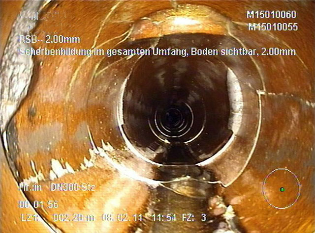 Scherbenbildung gesamter Umfang, Boden sichtbar